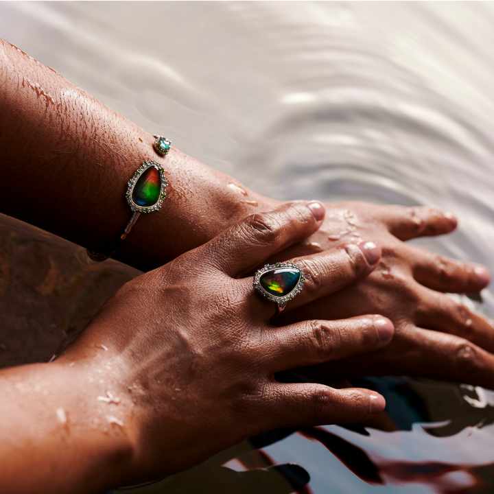 Waves Halo Ammolite Bracelet in Sterling Silver