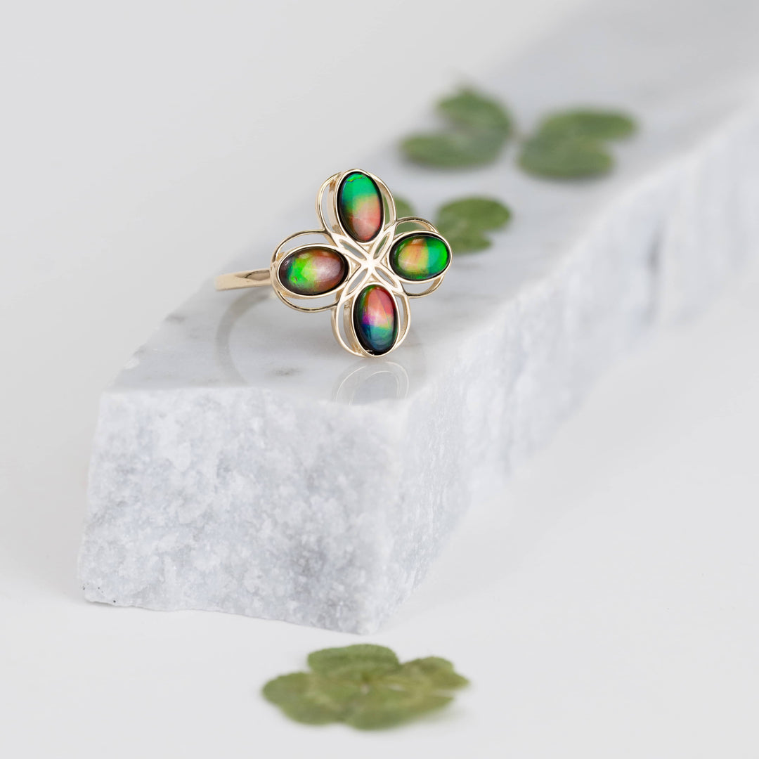 Clover ammolite ring in 14K gold