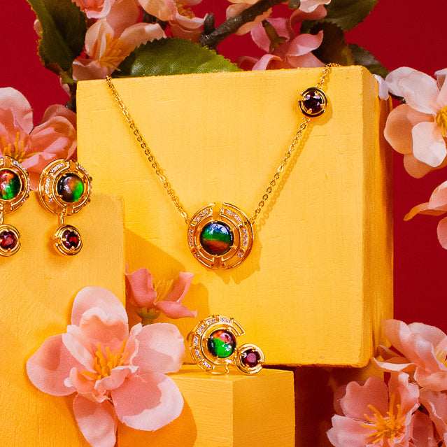 Prosperity Ammolite Necklace in 18k Gold Vermeil