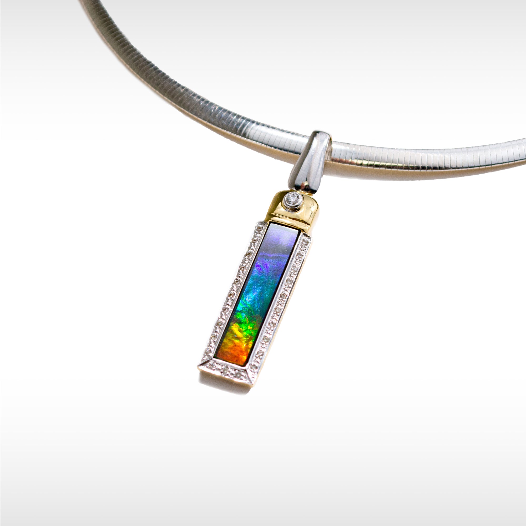 Women's 18K Gold AA Grade Ammolite Pendant with Diamond Accent – KORITE